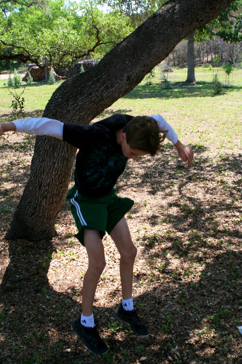 2012/04(April)/Easter/800x600_2012-04-08-46-Egg Hunt.jpg